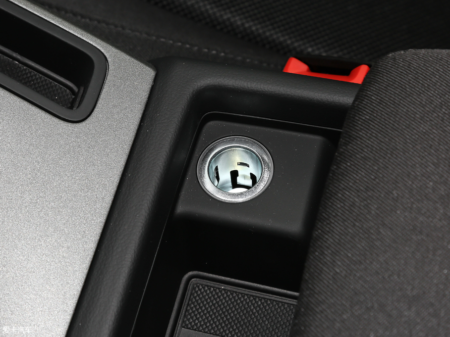 2019WA4L 35 TFSI Mȡ V