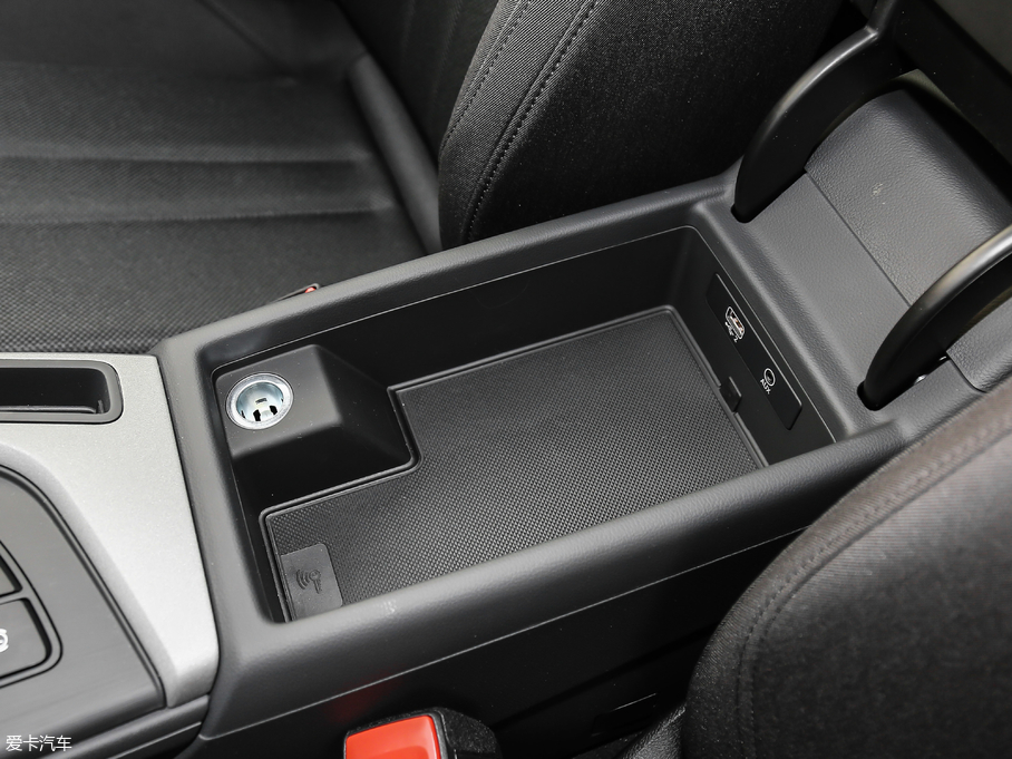 2019WA4L 35 TFSI Mȡ V