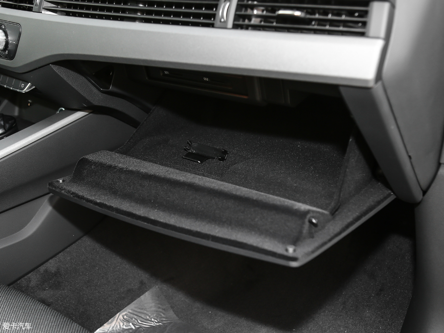 2019WA4L 35 TFSI Mȡ V