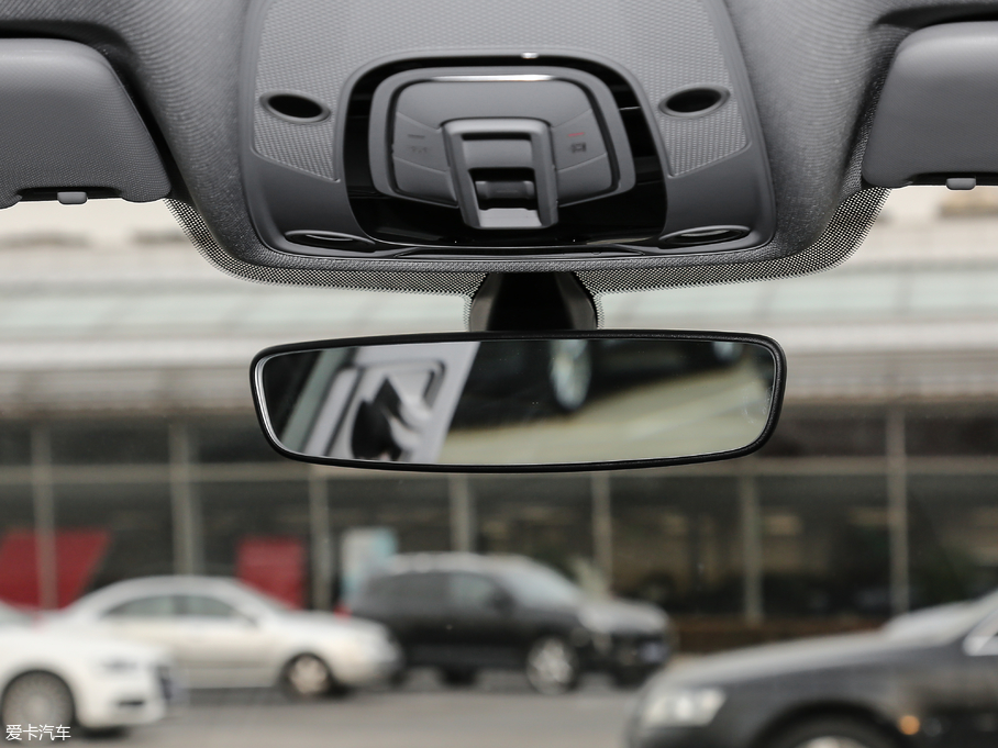 2019WA4L 35 TFSI Mȡ V