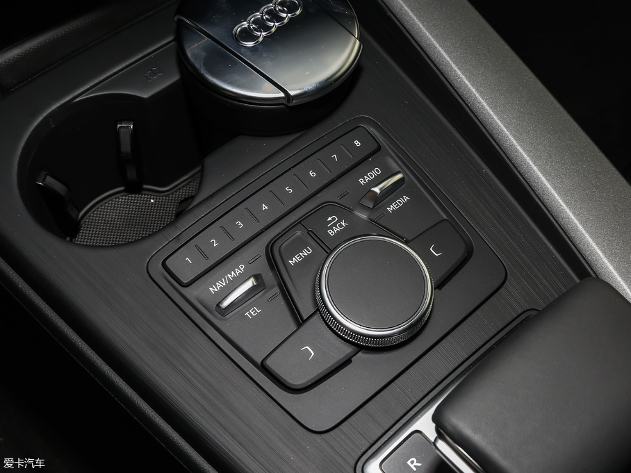 2019WA4L 35 TFSI Mȡ V