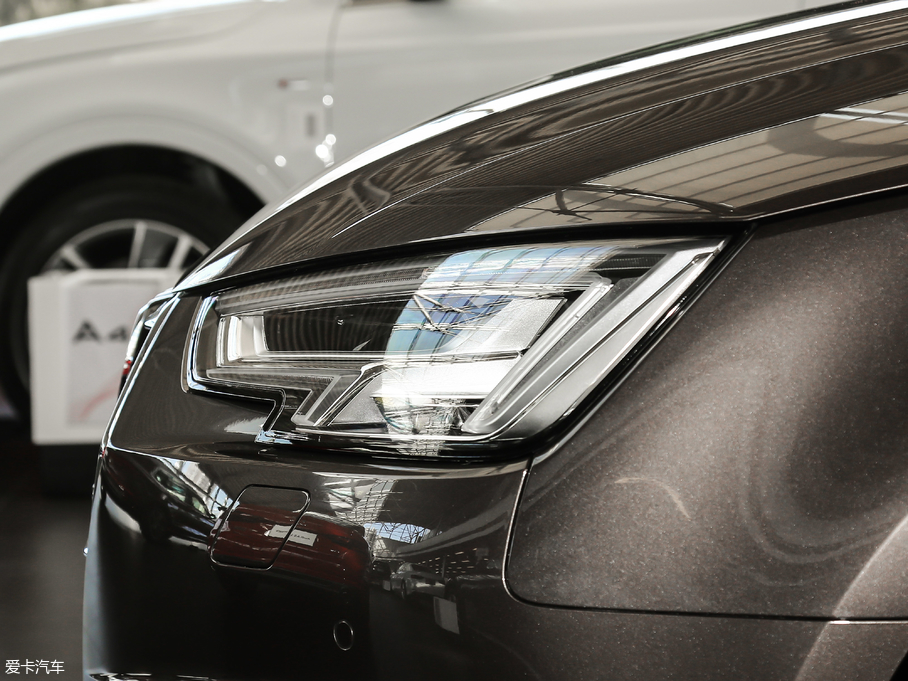 2019?yun)WA4L 40 TFSI M(jn)ȡ VI