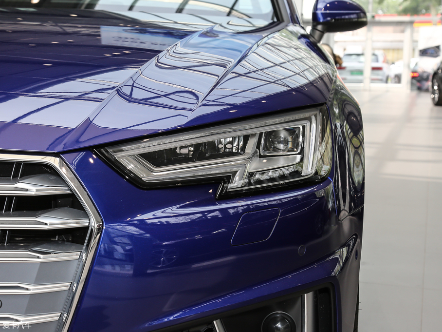 2019WA4L 40 TFSI r VI