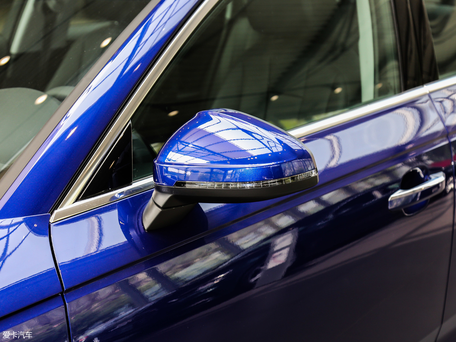 2019WA4L 40 TFSI r VI