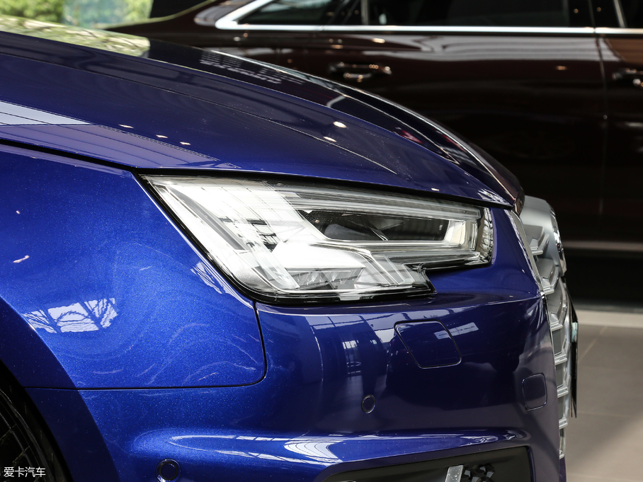 2019WA4L 40 TFSI r VI