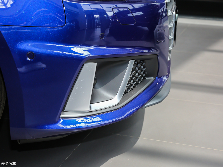 2019WA4L 40 TFSI r VI