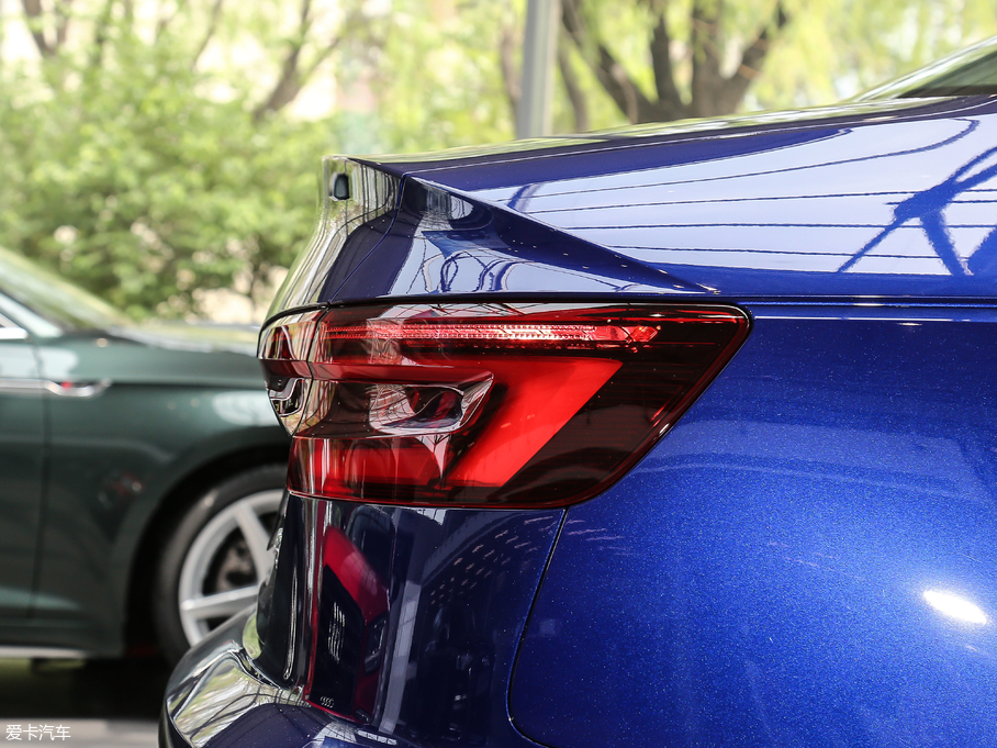 2019?yun)WA4L 40 TFSI r(sh) VI