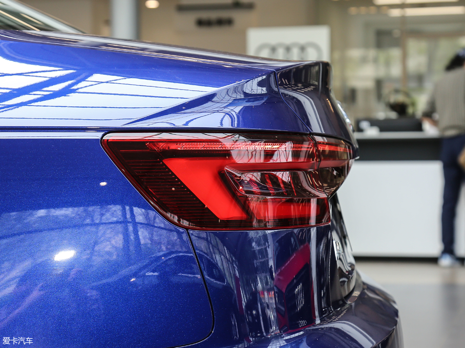 2019WA4L 40 TFSI r VI