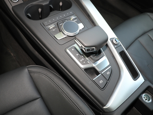 201830 40 TFSI \ п؅^