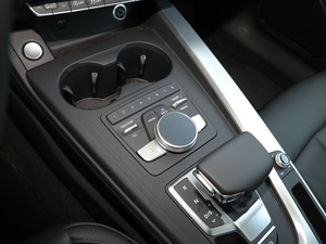 201830 40 TFSI \ п؅^