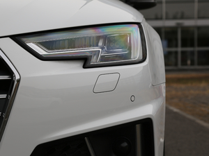 201945 TFSI quattro \Ӱ V ^