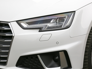 201945 TFSI quattro \Ӱ V ^