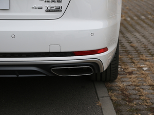 201945 TFSI quattro \Ӱ V ^