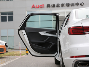 2019款45 TFSI quattro 个性运动版 国V 左后车门