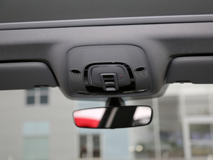 201945 TFSI quattro \Ӱ V g