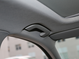 201945 TFSI quattro \Ӱ V g