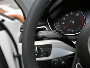 201945 TFSI quattro \Ӱ V п؅^