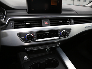 201945 TFSI quattro \Ӱ V п؅^