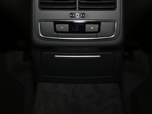 201940 TFSI r V п؅^