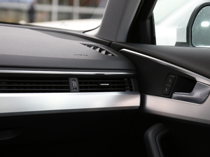 201940 TFSI r V п؅^