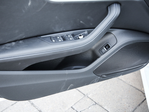 201940 TFSI \(yn)(dng) V g