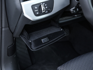 201940 TFSI \ V п؅^