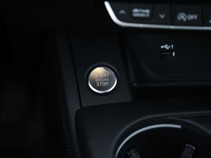 201940 TFSI \ V п؅^