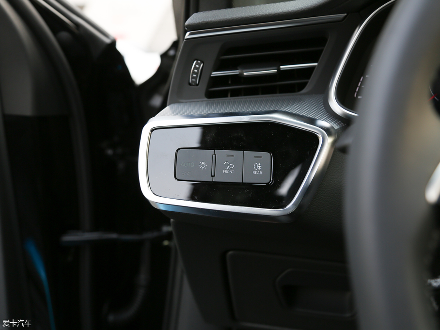 2019WA6L 45 TFSI quattro xӸ