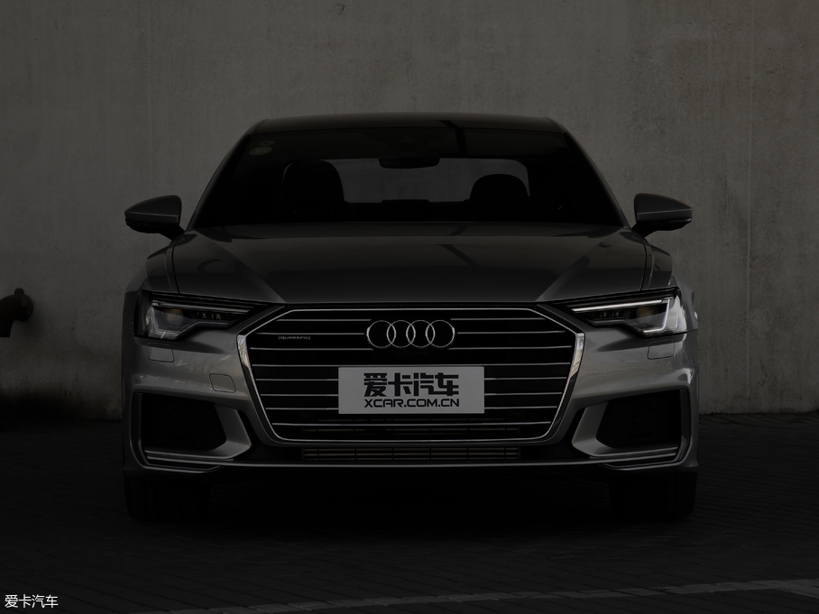 2019WA6L 45 TFSI quattro xӸ
