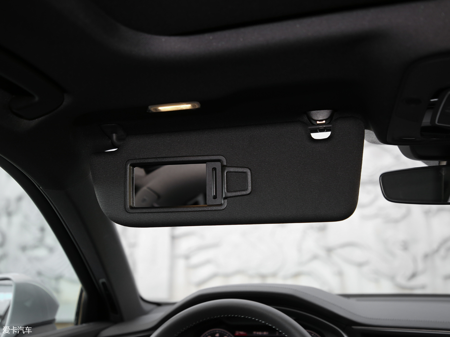 2019WA6L 45 TFSI quattro xӸ