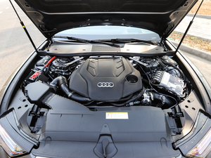 201955 TFSI quattro l(f)әC