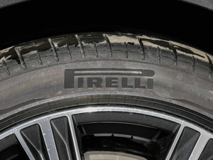 201945TFSI quattro Ӹ ݆̥Ʒ