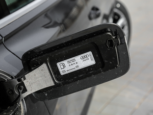 201945TFSI quattro Ӹ ^