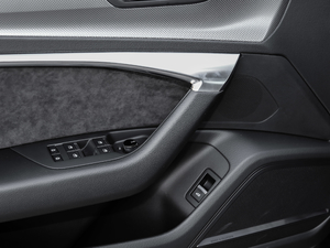 201945TFSI quattro Ӹ g