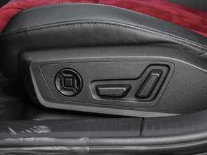 201945TFSI quattro (dng) {{(dio)(ji)