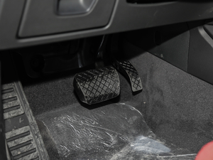 201945TFSI quattro Ӹ g