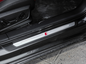 201945TFSI quattro Ӹ g