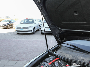 201945TFSI quattro Ӹ 