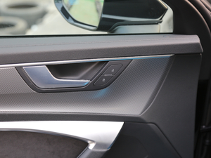 201945 TFSI quattro xӸ g