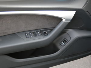 201945 TFSI quattro xӸ g