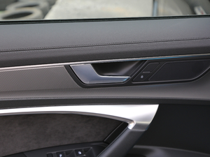 201945 TFSI quattro xӸ g