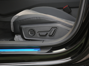 201945 TFSI quattro xӸ {{