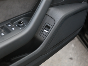 201945 TFSI quattro xӸ п؅^