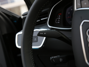 201945 TFSI quattro xӸ п؅^