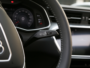 201945 TFSI quattro xӸ п؅^(q)