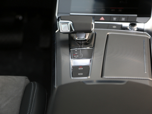 201945 TFSI quattro xӸ п؅^(q)