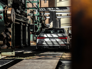 201945 TFSI quattro xӸ w^