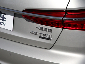 201945 TFSI quattro xӸ ^