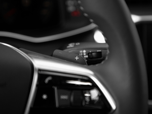 201945 TFSI quattro xӸ п؅^