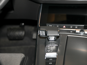 201945TFSI xӸ п؅^